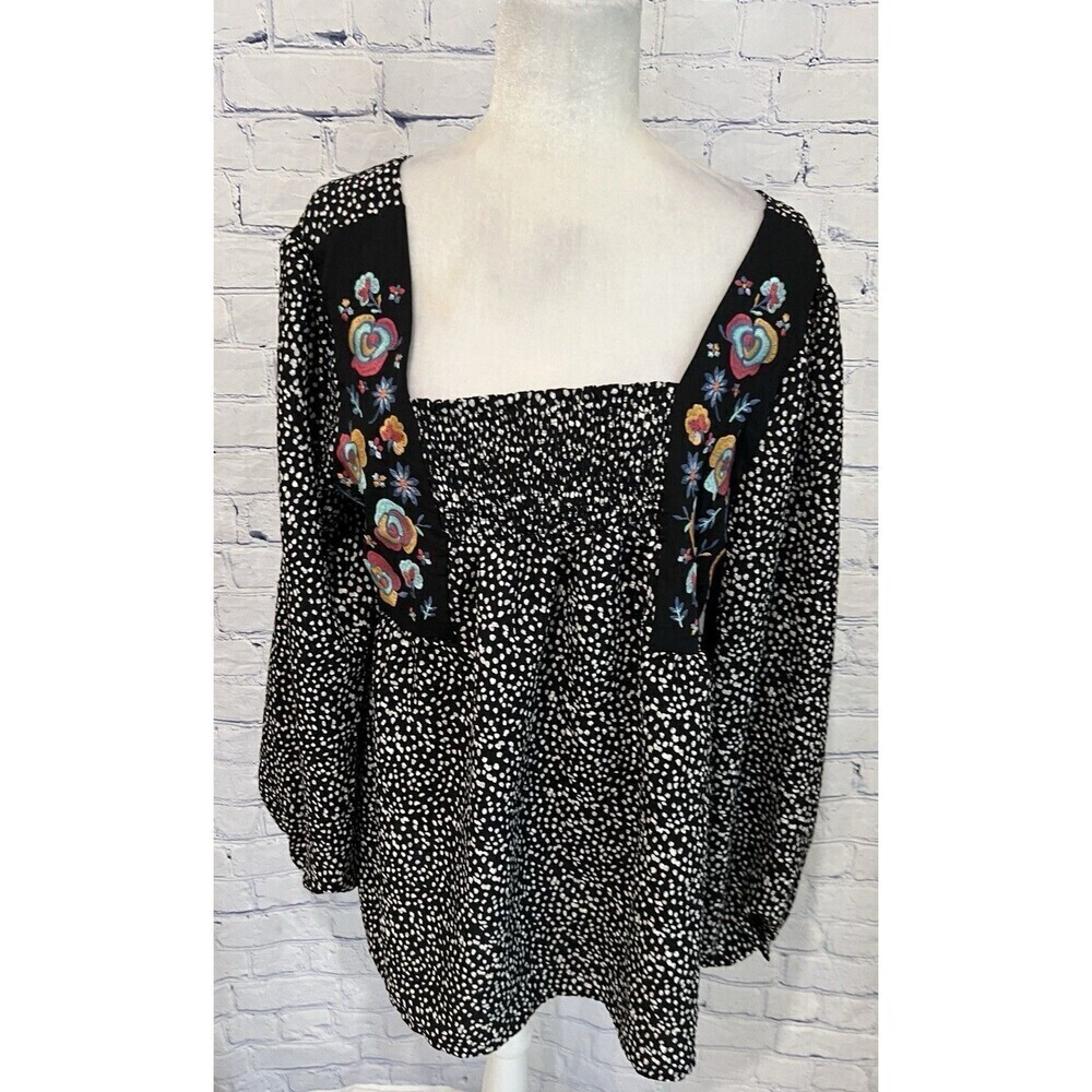 NWT ODDY embroidered Floral top tunic blouse Top Bohemian Flowy Style size Large
